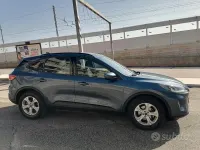 Usata Ford Kuga Titanium 120 CV (88 kW) 2022 Blu SUV