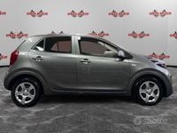 Usata Kia Picanto Urban 67 CV (49 kW) 2023 Grigio Utilitaria