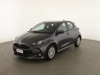 Usata Toyota Yaris Active 72 CV (52 kW) 2022 Grigio Utilitaria
