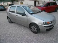 Usata Fiat Punto 60 CV (44 kW) 2001 Grigio Utilitaria