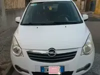 Usata Opel Agila 58 CV (42 kW) 2014 Utilitaria