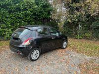 Usata Lancia Ypsilon 95 CV (69 kW) 2015 Nero Utilitaria