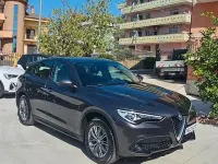Usata Alfa Romeo Stelvio 190 CV (139 kW) 2021 Grigio SUV