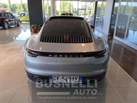 Usata Porsche 911 Carrera 4S 450 CV (330 kW) 2022 Argento dolomite Coupé