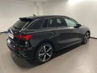 Usata Audi A3 Sportback e-tron Comfort 204 CV (150 kW) 2024 Nero mythos metallizzato Utilitaria