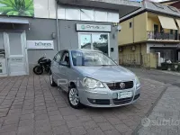 Usata VW Polo Comfortline 80 CV (58 kW) 2007 Grigio Utilitaria