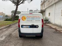 Usata Fiat Doblò 120 CV (88 kW) 2015 Bianco Monovolume