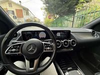 Usata Mercedes B180 116 CV (85 kW) 2019 Grigio Monovolume
