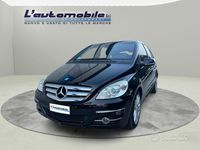 Usata Mercedes B180 109 CV (80 kW) 2010 Nero Monovolume