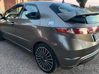 Usata Honda Civic Comfort 140 CV (102 kW) 2005 Berlina