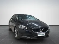 Usata Volvo V40 Kinetic 120 CV (88 kW) 2017 Nero met. Berlina
