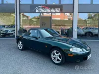 Usata Mazda MX5 110 CV (80 kW) 2001 Verde Cabrio