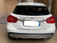 Usata Mercedes GLA200 136 CV (100 kW) 2015 Bianco SUV