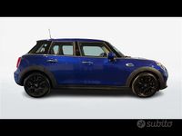 Begagnad Mini ONE 75 HK (55 kW) 2020 Blå Halvkombi
