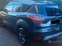 Usata Ford Kuga 120 CV (88 kW) 2019 Grigio SUV