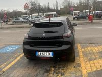 Usata Peugeot 208 GT-line 101 CV (74 kW) 2020 Nero Utilitaria