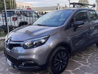 Usata Renault Captur Intens 89 CV (65 kW) 2015 Grigio SUV