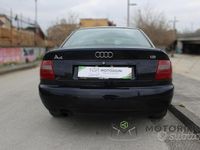 Usata Audi A4 125 CV (91 kW) 1998 Blu Berlina