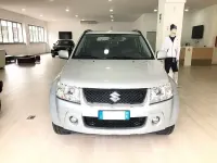Usata Suzuki Grand Vitara 129 CV (94 kW) 2007 Argento SUV