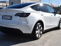 Usata Tesla Model Y Long Range AWD 152 kW (208 CV) 2022 Bianco SUV
