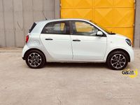 Usata Smart ForFour Passion 71 CV (52 kW) 2017 Bianco Utilitaria