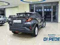Usata Toyota C-HR Active 98 CV (72 kW) 2022 Grigio SUV