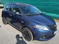 Usata Lancia Ypsilon Silver 69 CV (50 kW) 2023 Blu/azzurro Utilitaria