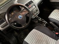 Usata Fiat Grande Punto Dynamic 65 CV (47 kW) 2006 Nero Utilitaria