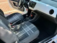 Usata VW up! CLUB 60 CV (44 kW) 2016 Bianco Utilitaria