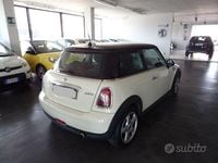 Usata Mini Cooper 120 CV (88 kW) 2007 Beige Utilitaria