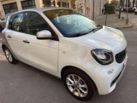 Usata Smart ForFour 71 CV (52 kW) 2017 Bianco Utilitaria