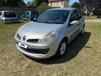 Usata Renault Clio II 75 CV (55 kW) 2006 Argento Berlina