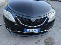 Usata Lancia Ypsilon 85 CV (62 kW) 2015 Nero Utilitaria