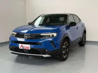 Usata Opel Mokka Ultimate 131 CV (96 kW) 2022 Bicolore tetto nero/blu SUV