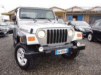 Usata Jeep Wrangler Sport 143 CV (105 kW) 2005 Grigio SUV