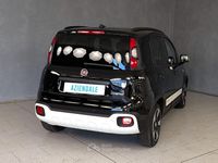 Usata Fiat Panda Cross Cross 94 CV (69 kW) 2024 Nero Utilitaria