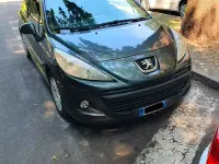 Usata Peugeot 207 73 CV (53 kW) 2012 Grigio Utilitaria