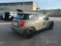 Usata Mini Cooper 102 CV (75 kW) 2018 Grigio Utilitaria