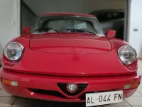 Usata Alfa Romeo Spider 122 CV (89 kW) 1991 Rosso Cabrio
