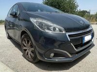 Usata Peugeot 208 Active 68 CV (50 kW) 2016 Blu Utilitaria