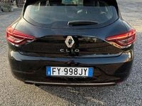 Używany Renault Clio V Intens 101 KM (74 kW) 2019 Czarny Sedan/Limuzyna