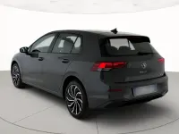 Usata VW Golf VIII Life 110 CV (80 kW) 2023 Dolphin grey metallizzato Berlina
