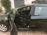Usata Peugeot 308 120 CV (88 kW) 2008 Nero Berlina