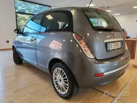 Usata Lancia Ypsilon 60 CV (44 kW) 2009 Grigio Utilitaria