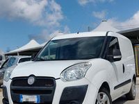 Usata Fiat Doblò 90 CV (66 kW) 2010 Bianco Monovolume