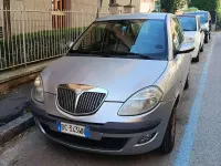 Usata Lancia Ypsilon 60 CV (44 kW) 2006 Argento Utilitaria