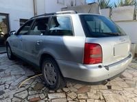 Usata Audi A4 125 CV (91 kW) 1998 Grigio Station wagon