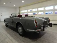Usata Alfa Romeo 2000 116 CV (85 kW) 1959 Grigio medio Cabrio