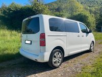 Begagnad Peugeot Traveller 180 HK (132 kW) 2019 Vit Minibuss