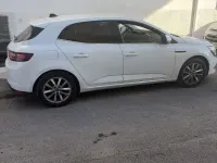 Usata Renault Mégane III Life 90 CV (66 kW) 2016 Berlina